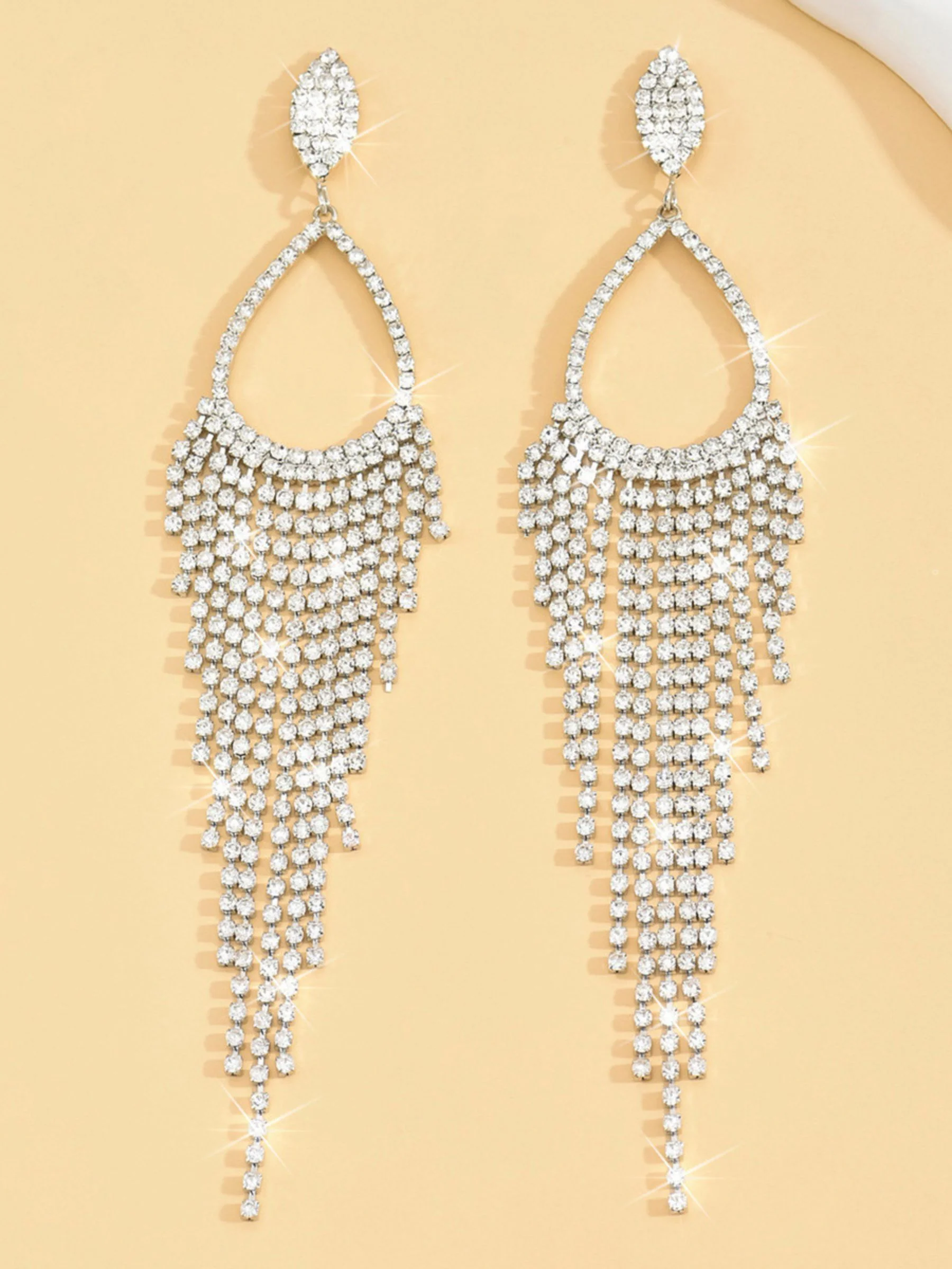 Women's Silver Luxury Exquisite Crystal Tassel Long Teardrop Earrings - Image 3